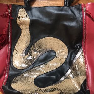 Sharif snake tote